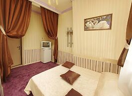 Zirka Hotel