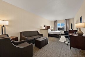 Comfort Inn & Suites Airport
