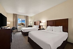 Comfort Inn & Suites Airport