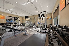 Comfort Inn & Suites Airport