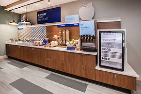 Holiday Inn Express & Suites Yuma by IHG