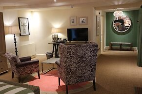 The Close Hotel