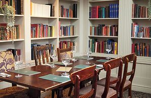 Kings Arms Hotel Westerham by Greene King Inns