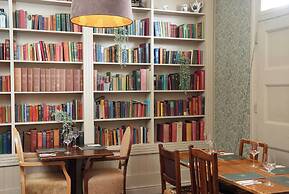 Kings Arms Hotel Westerham by Greene King Inns