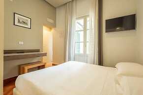 Hotel Embassy