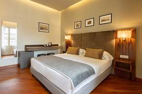 Hotel Embassy