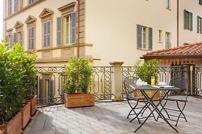 Hotel Embassy