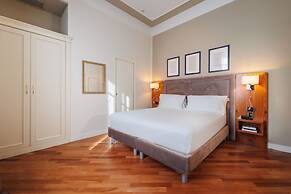 Hotel Embassy