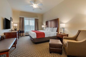 Comfort Inn & Suites Fort Myers Airport