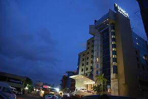 The Regenza by Tunga