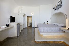 Suites of the Gods Cave Spa