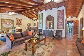 Hotel Villas Lirio