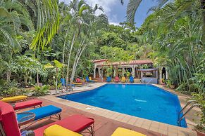 Hotel Villas Lirio