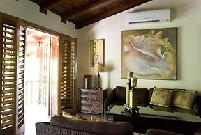 Hotel Villas Lirio
