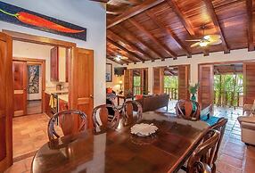 Hotel Villas Lirio