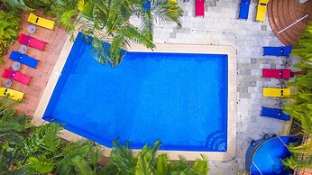 Hotel Villas Lirio