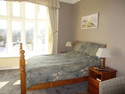Ashwood Grange Hotel - B&B