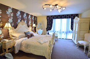 Angmering Manor