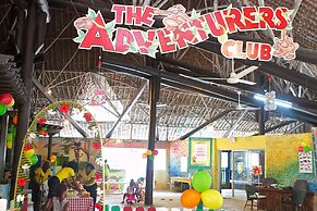 Voyager Beach Resort