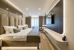 Atrium Hotel