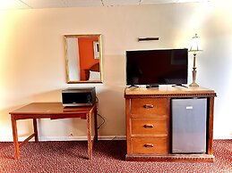 Lively Inn & Suites