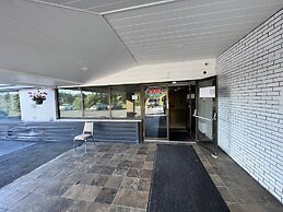 Lively Inn & Suites