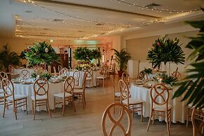 Parador Nature Resort and Spa