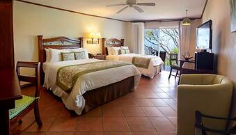 Parador Nature Resort and Spa