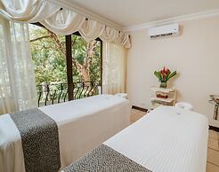 Parador Nature Resort and Spa