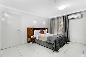 Comfort Inn & Suites Burwood