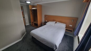 Burn Hall Hotel