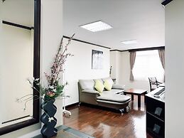 Yellow Ribbon Hills, Boutique Suites