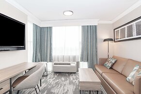 Sandman Signature Toronto Airport Hotel