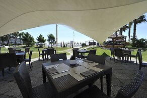 Aregai Marina Hotel & Residence