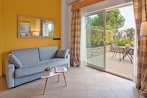 Aregai Marina Hotel & Residence