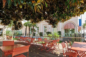 Hôtel Vacances Bleues Le Balmoral