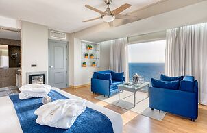  Playadulce Hotel