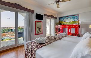  Playadulce Hotel