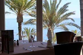  Playadulce Hotel
