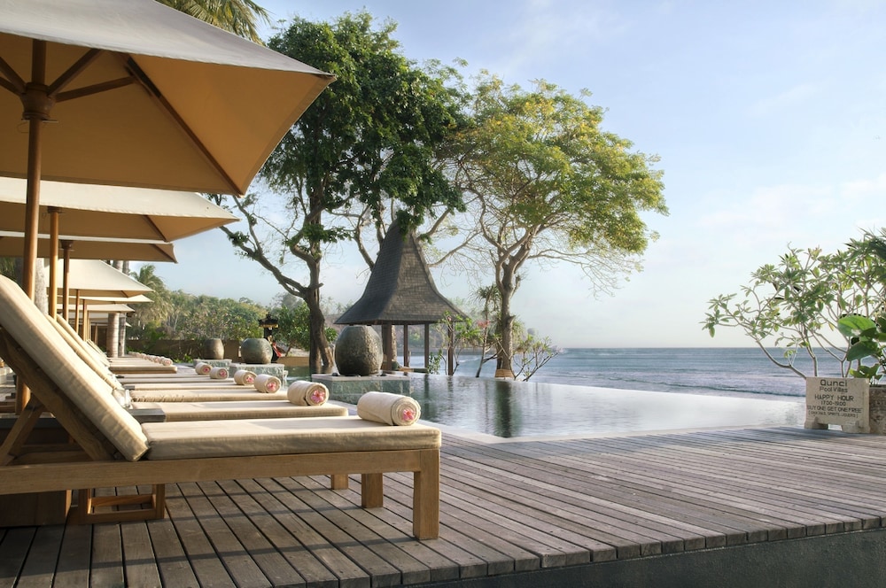 Qunci Villas Resort