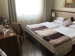 Famulus Hotel