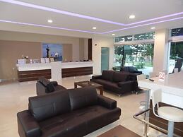 Paleos Apartments