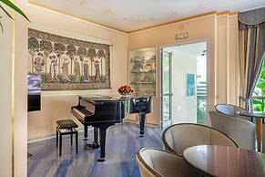 Hotel Astoria