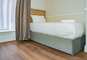 Iveagh Lodge