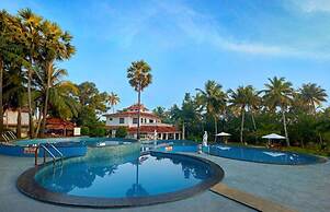 Estuary Sarovar Premiere , Poovar Island