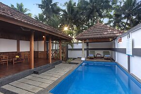 Estuary Sarovar Premiere , Poovar Island