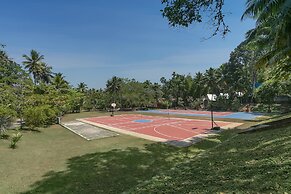 Estuary Sarovar Premiere , Poovar Island