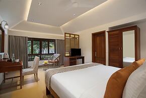 Estuary Sarovar Premiere , Poovar Island