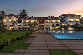 Estuary Sarovar Premiere , Poovar Island