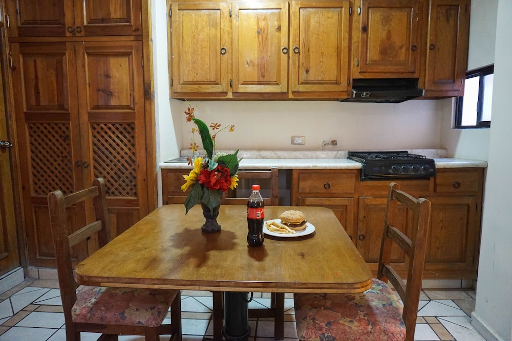 Hotel Las Fuentes